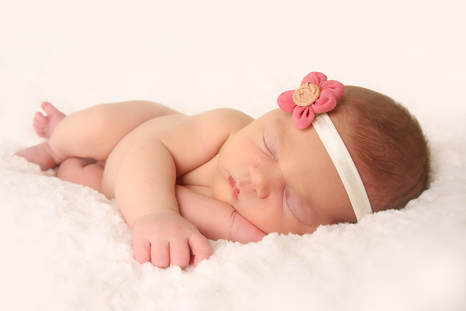 newborn baby - postpartum doula care Charloote NC